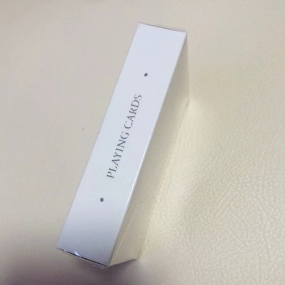 DIOR JOY Beaute playing cards - Picture 4 of 11